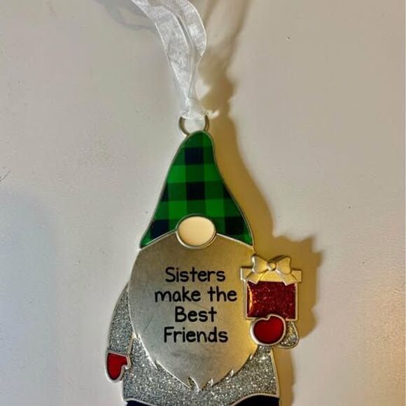 Gnome Sisters Make the Best Friends Christmas Ornament - Picture 1 of 4